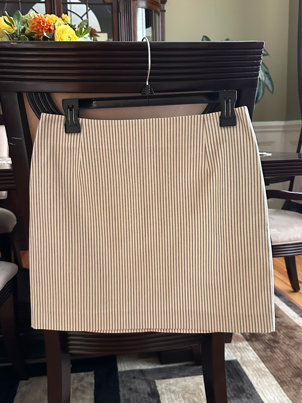Theory White and Black Pinstripe Mini Skirt.New!!!